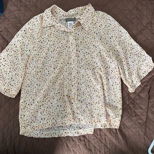 Collared t-shirt blouse